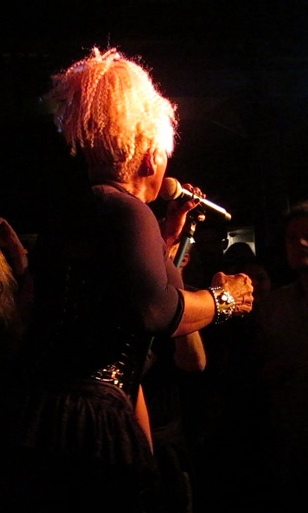 Joyce 'Baby Jean' Kennedy, Mother's Finest im Quasimodo in Berlin